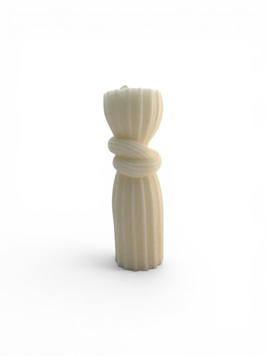 Twisted Knot Sculptured Soy Candle